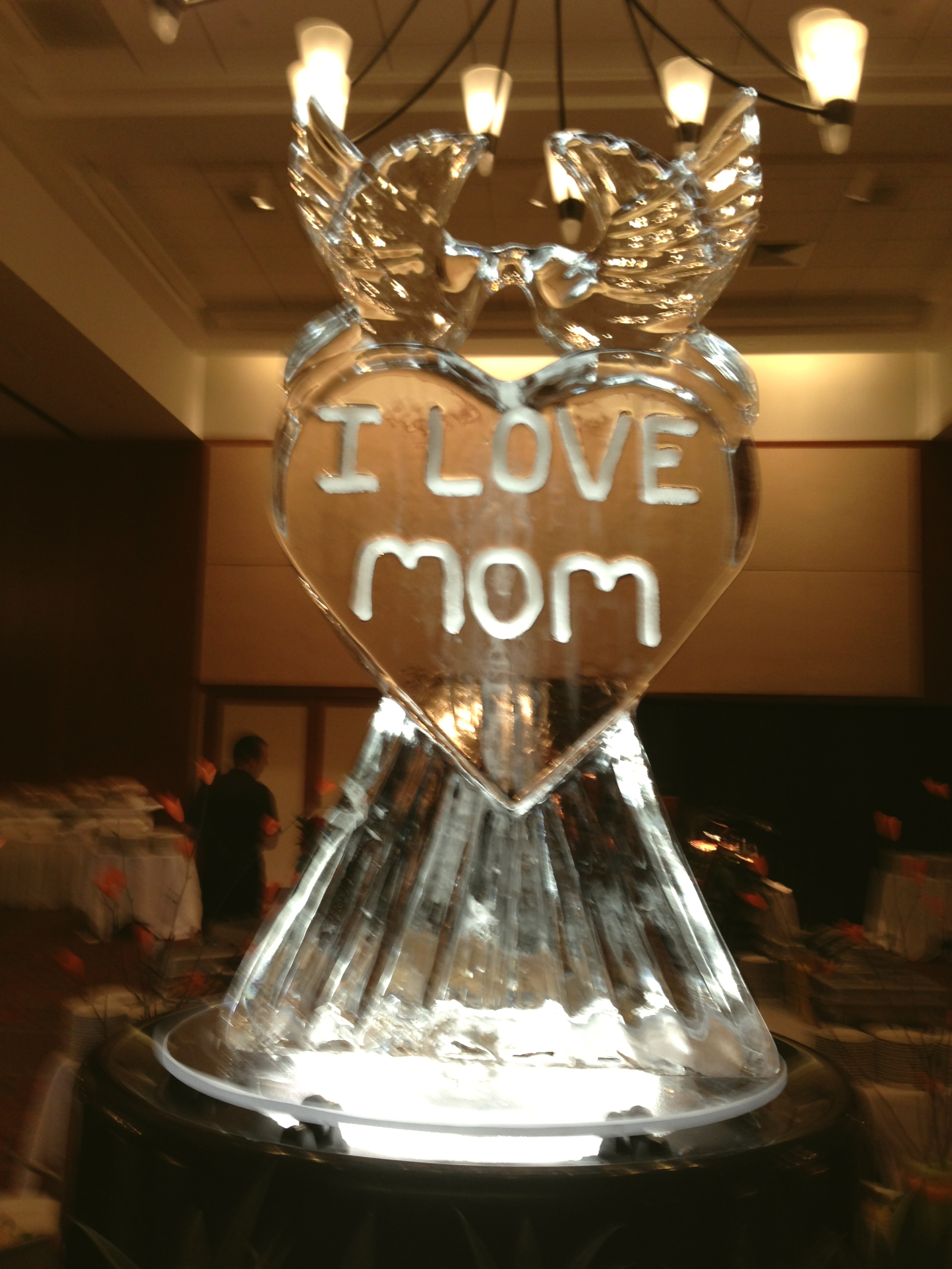 Happy Mothers day ice carving